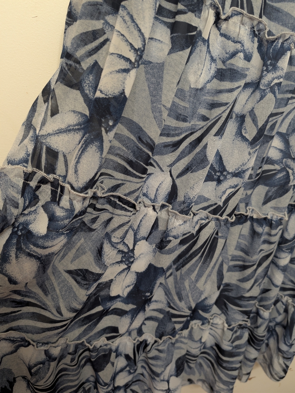 Kate and Lily Woman Blue Floral Tiered Midi Dress 14W Boho Tropical Chiffon - Picture 7 of 8